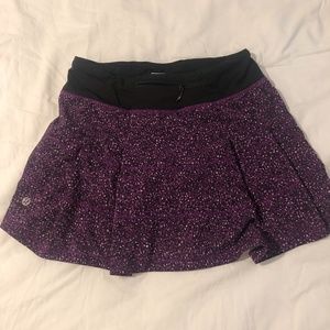 Lululemon Skirt Skirt/Skort Purple Sz 2 Regular